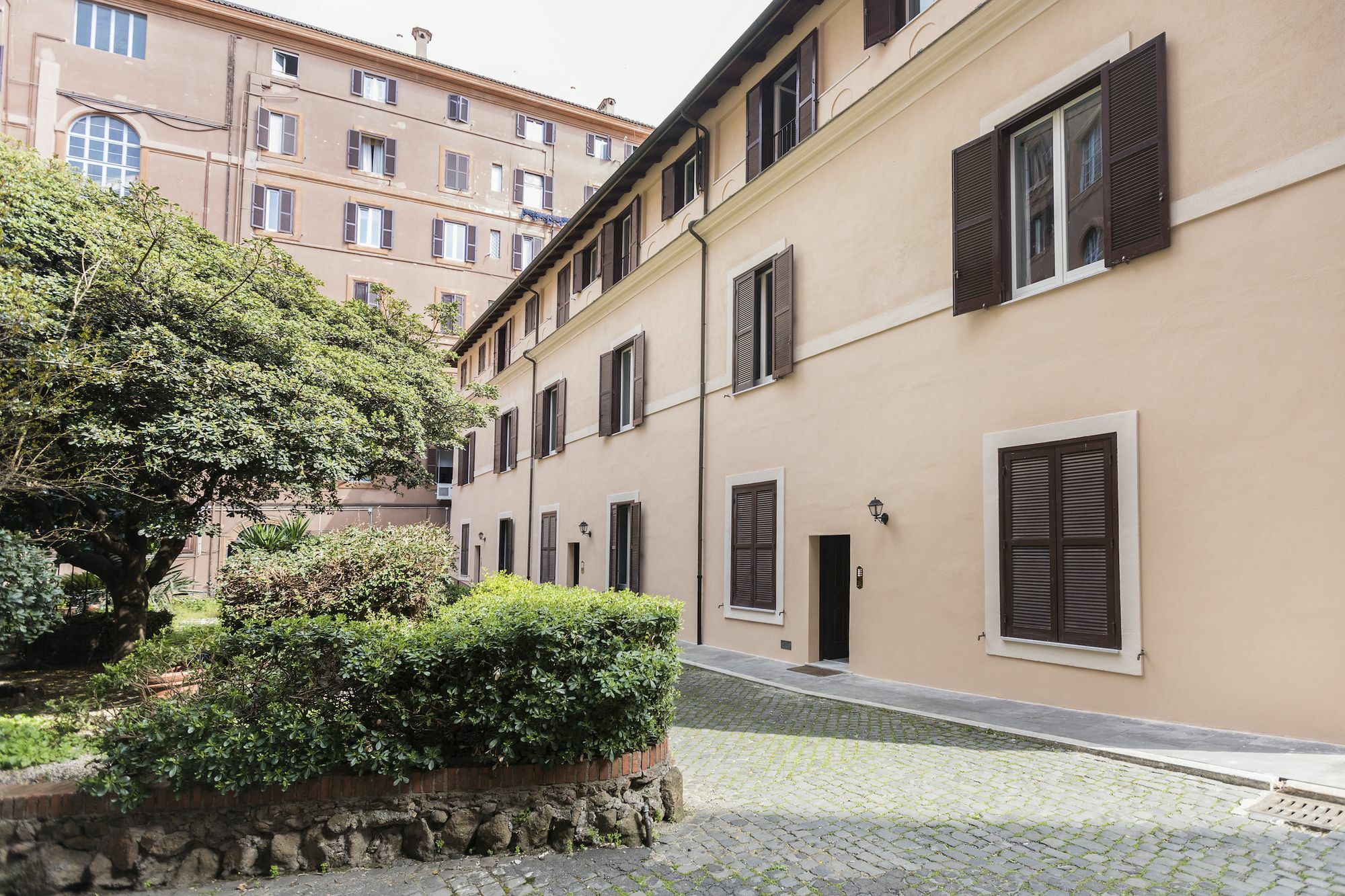 Apartment Modern 2br In San Pietro / Vaticano By Sonder
